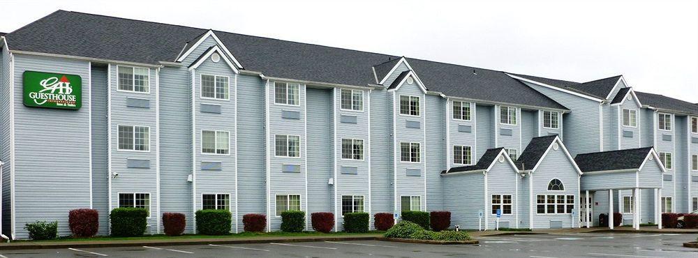 Stay Beyond Inn & Suites Elma Exteriör bild